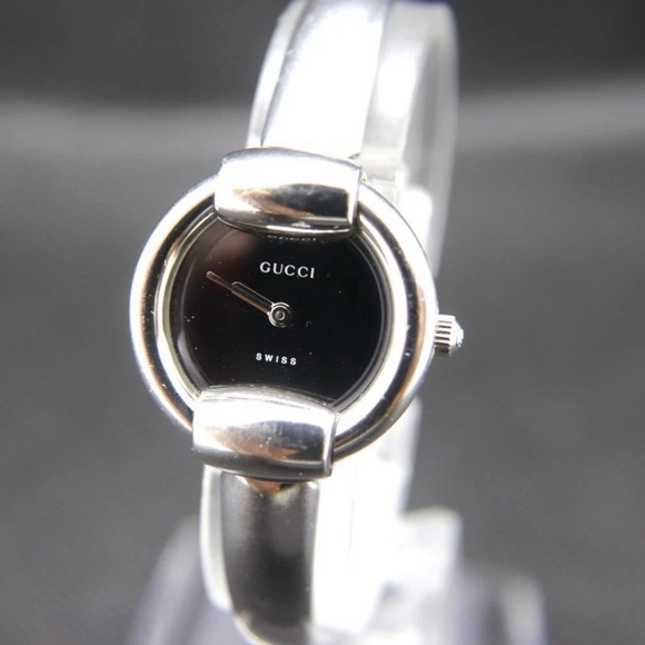 GUCCI Black Dial Quartz Woman's Watch - Picture 1 of 5
